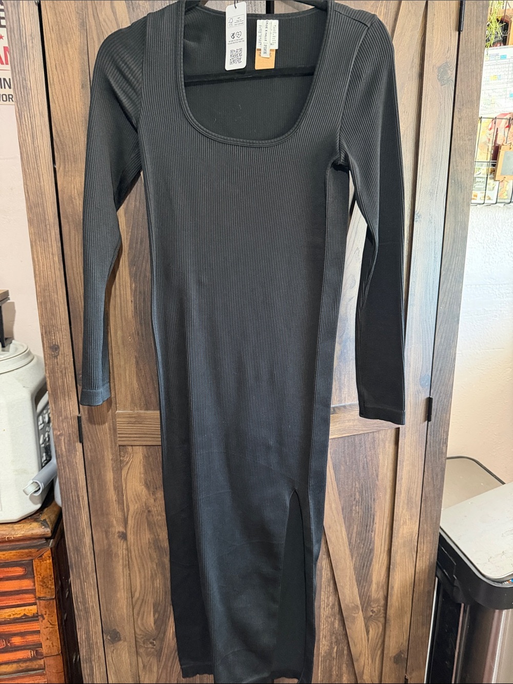 Chloe + Isabel Black Ribbed Long-Sleeve Midi Dress with Side Slit